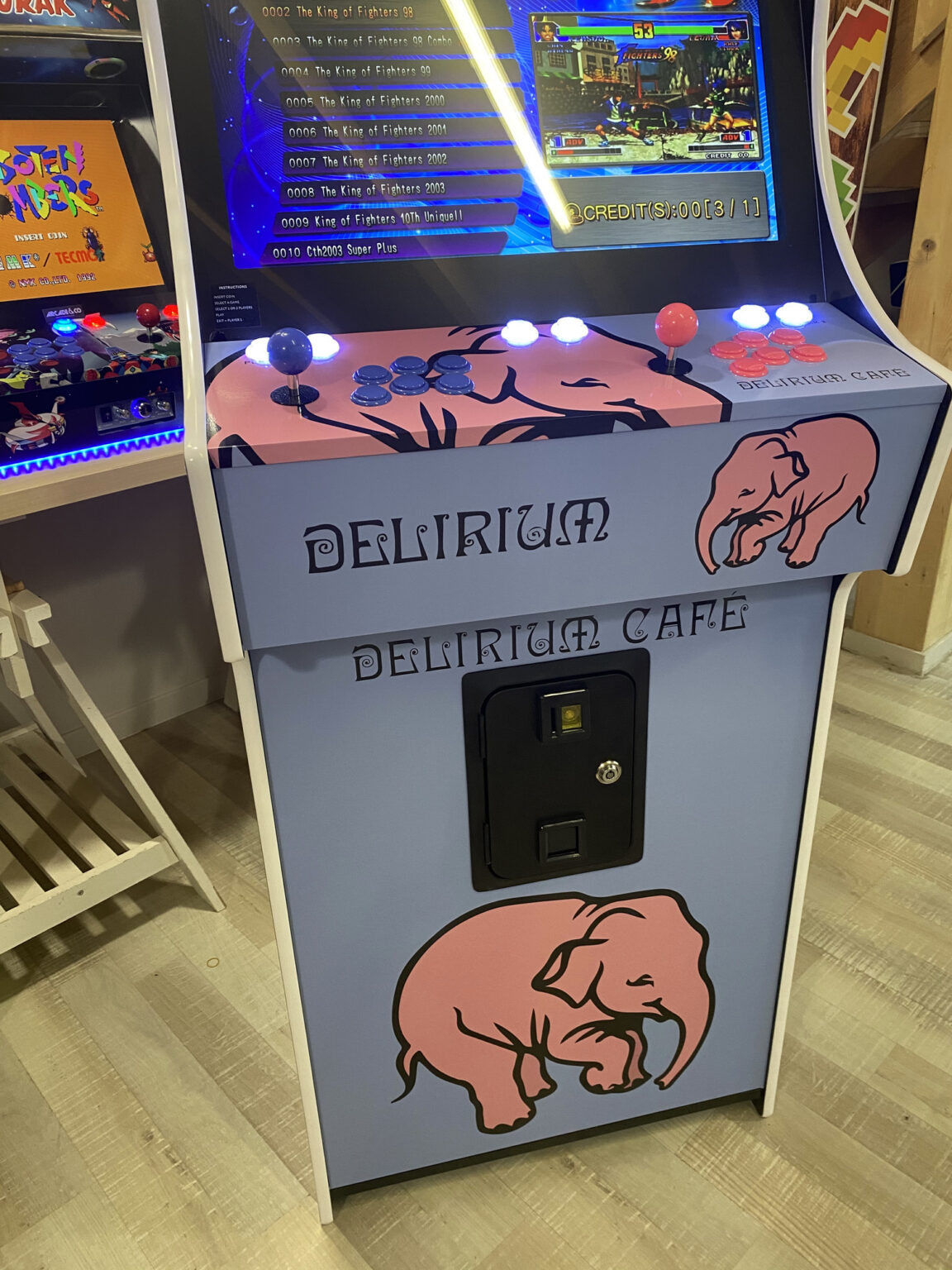 Borne arcade Delirium café