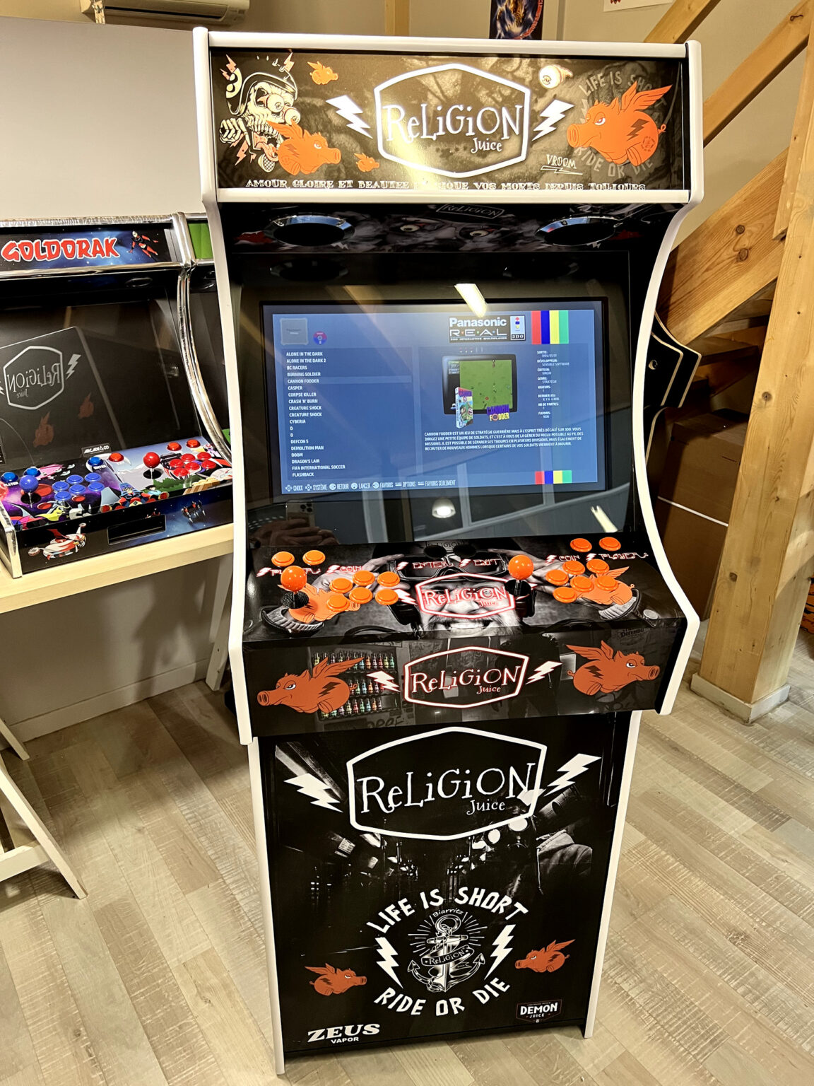 Borne arcade personnalisée Religion Juice